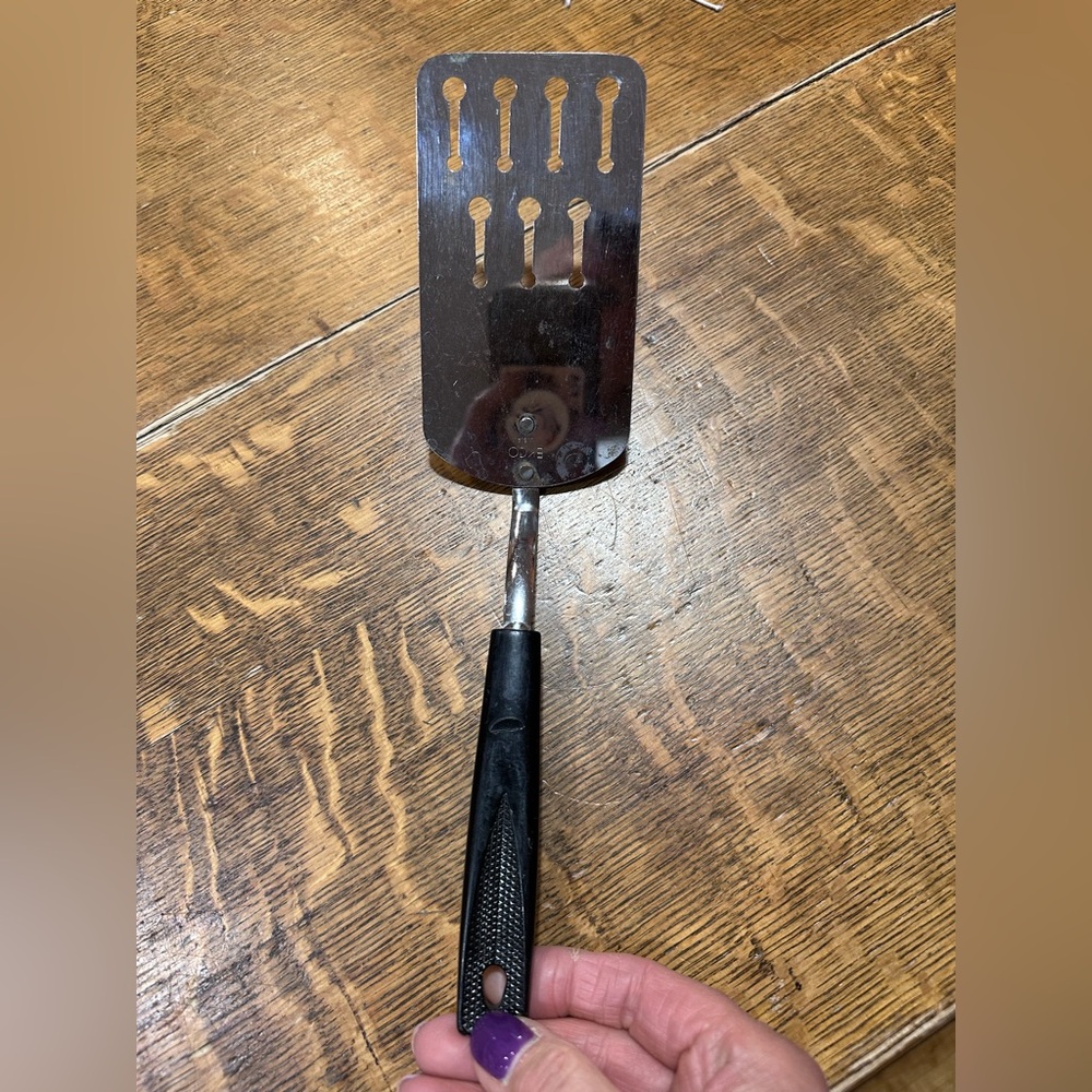 Ekco Black‎ and Silver Slotted Turner